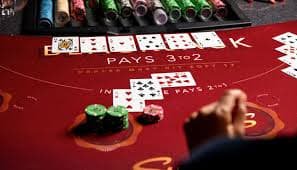 Dashboard vipbola menampilkan permainan live casino dan slot dalam satu antarmuka terpadu